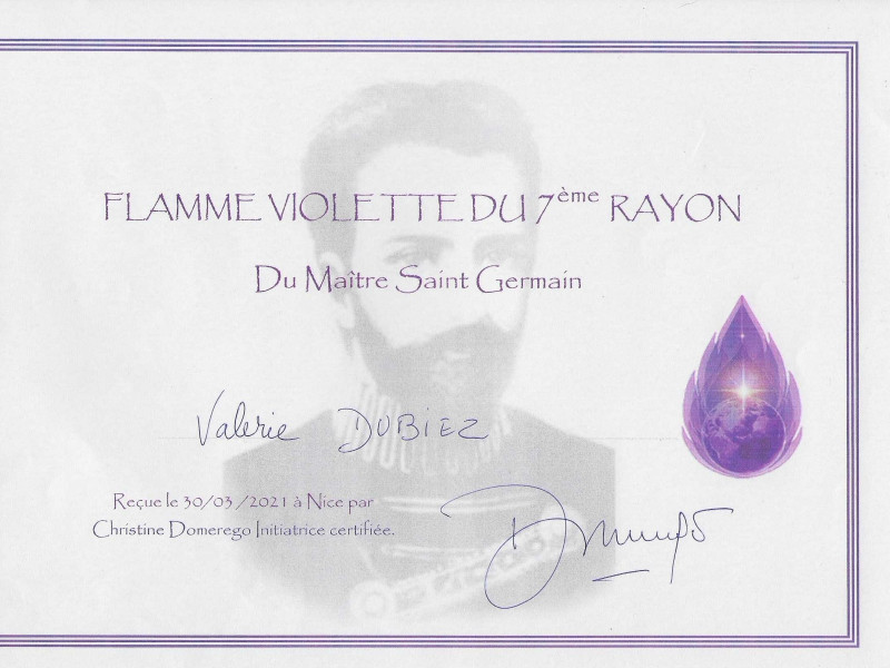 Praticienne de la Flamme Violette