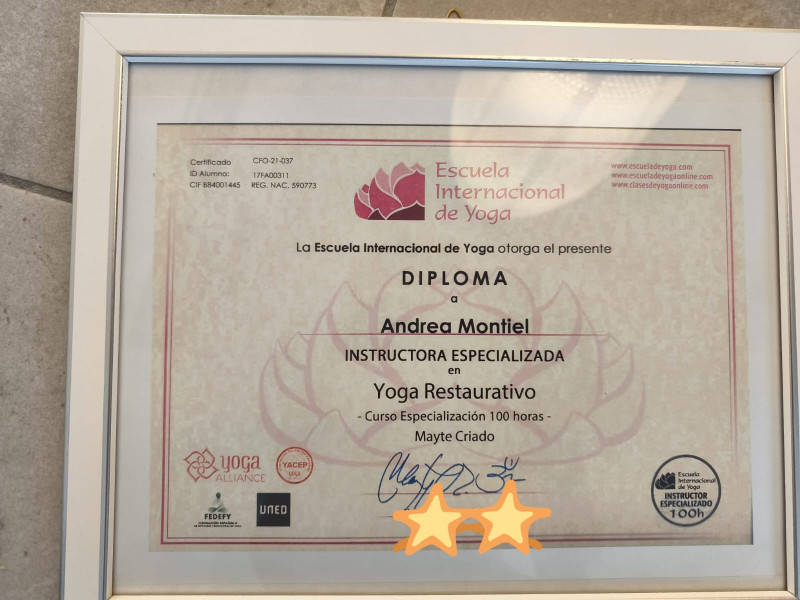 Instructeur de Yoga Restauratif