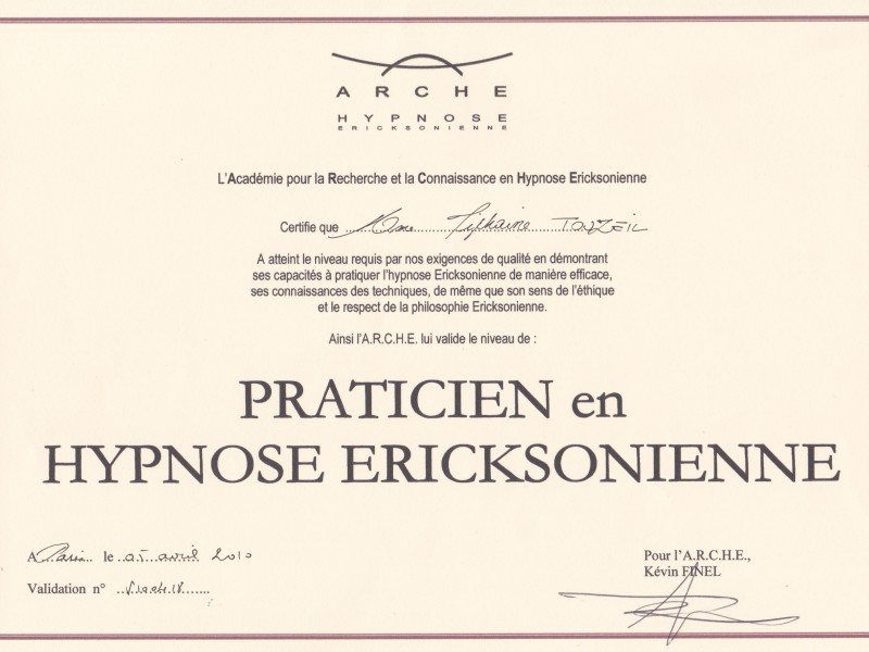 Praticien en Hypnose Ericksonienne